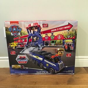 Paw Patrol Big Truck Pups Truck Stop HQ Playset